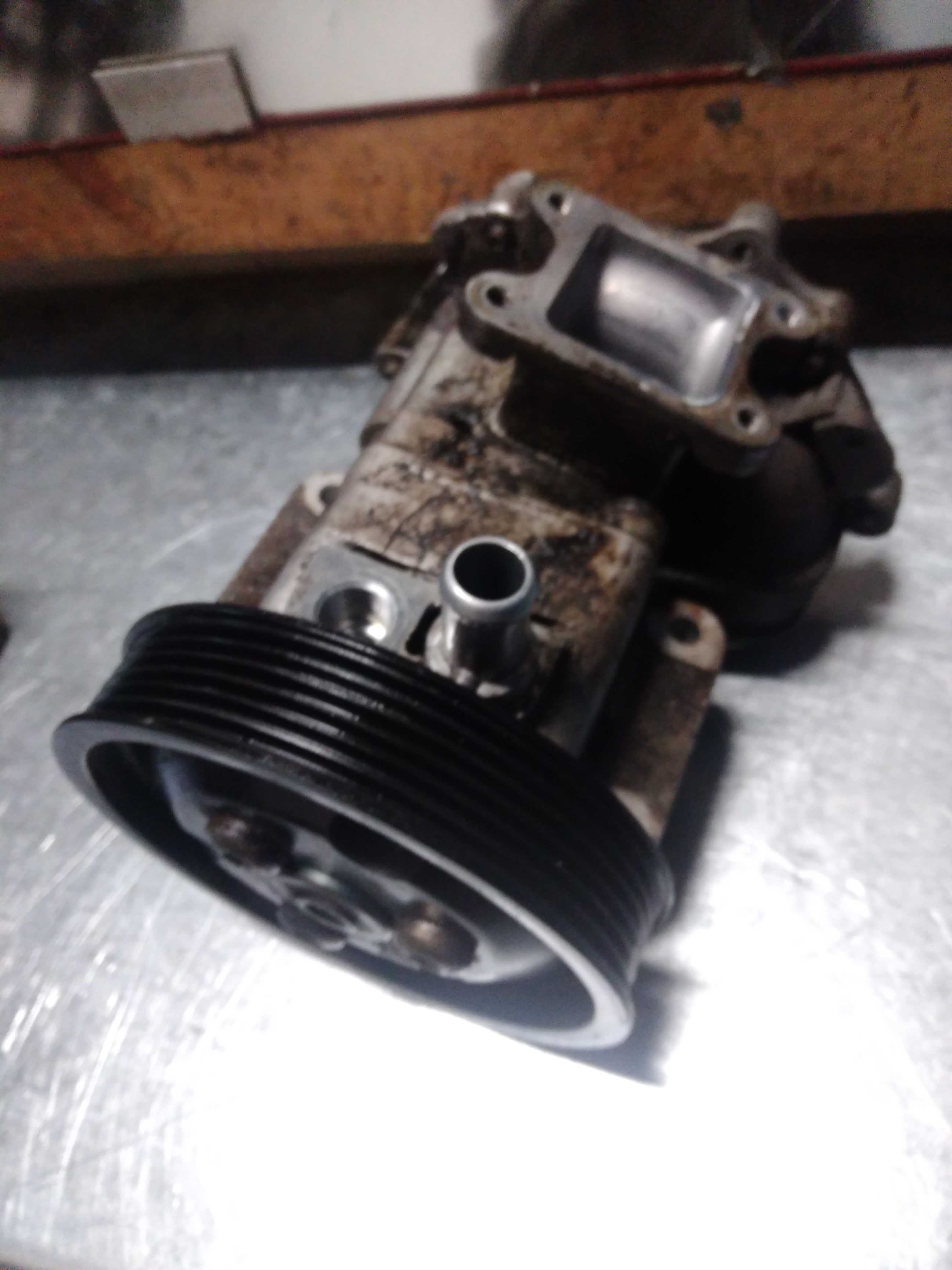 Насос ГУР BMW E46 1.6/1.8/2.0 (ZF)